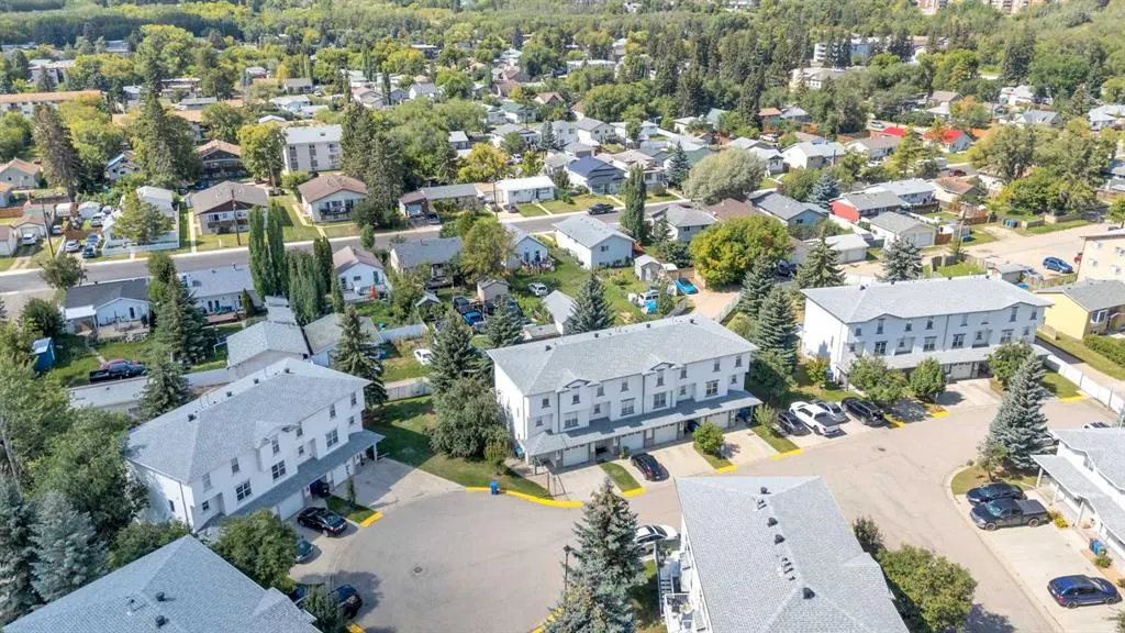 17 Kerry Wood Mews