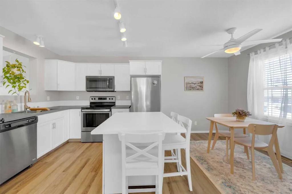 17 Kerry Wood Mews