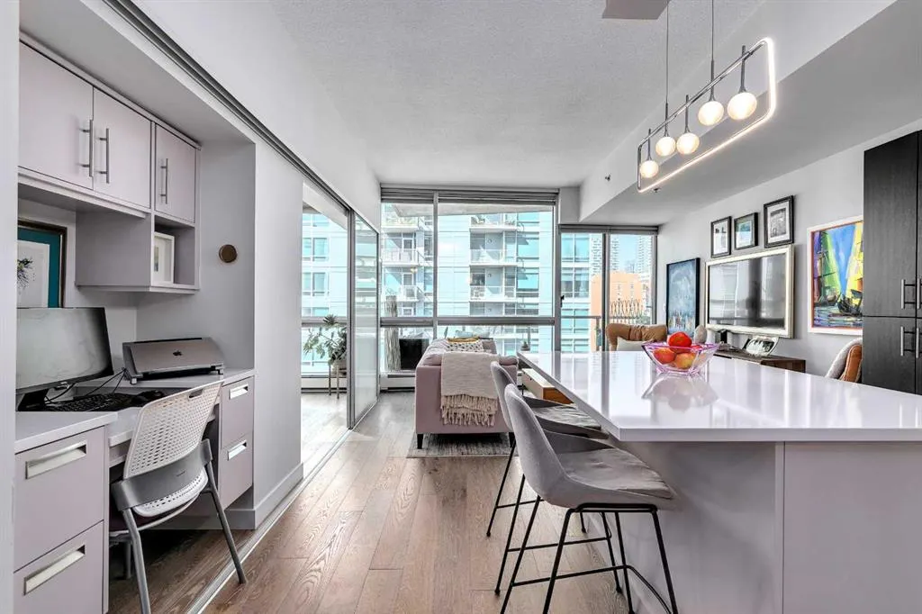 135 13 Avenue SW, #806