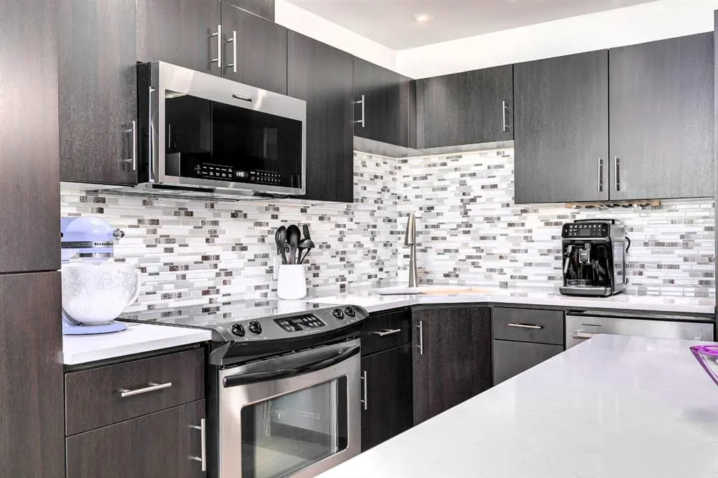 135 13 Avenue SW, #806