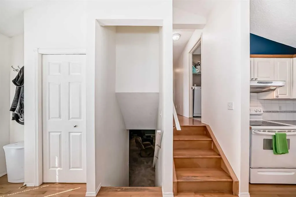 22 Harvest Rose Place NE