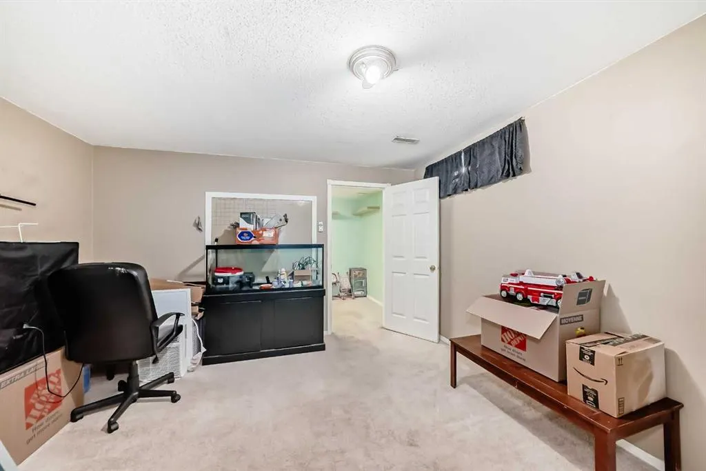 22 Harvest Rose Place NE