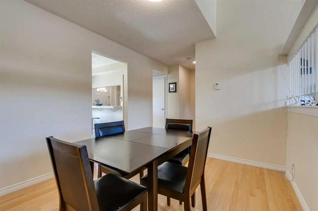 305 Brae Glen Road SW