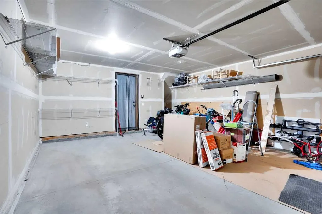 3174 New Brighton Gardens SE