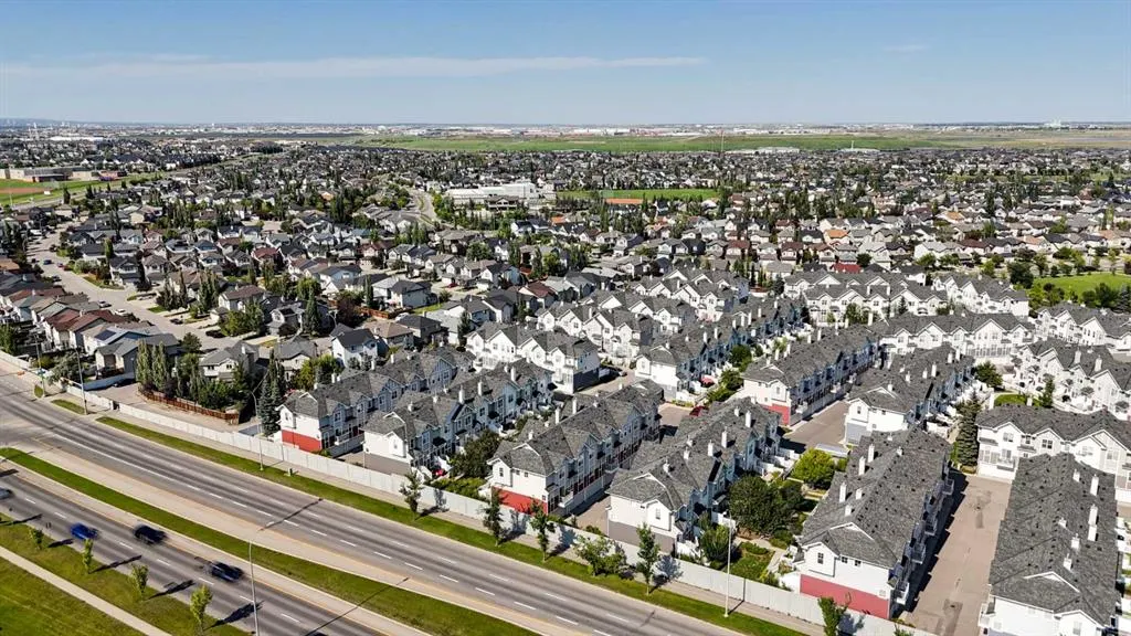 3174 New Brighton Gardens SE