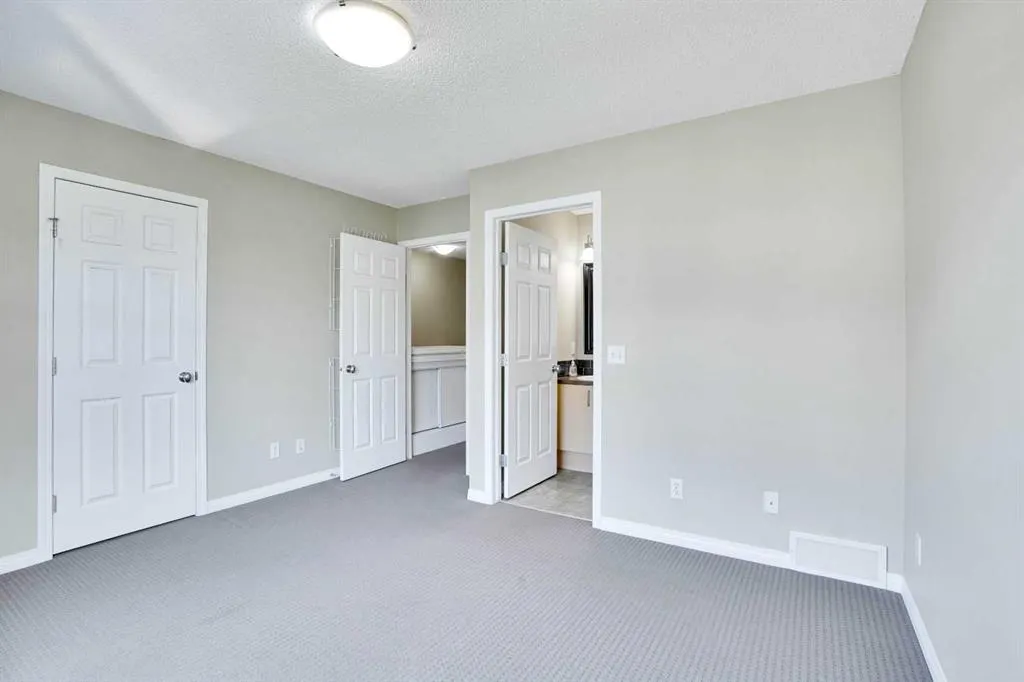 3174 New Brighton Gardens SE