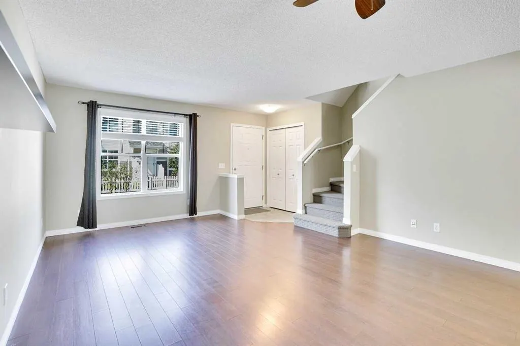 3174 New Brighton Gardens SE