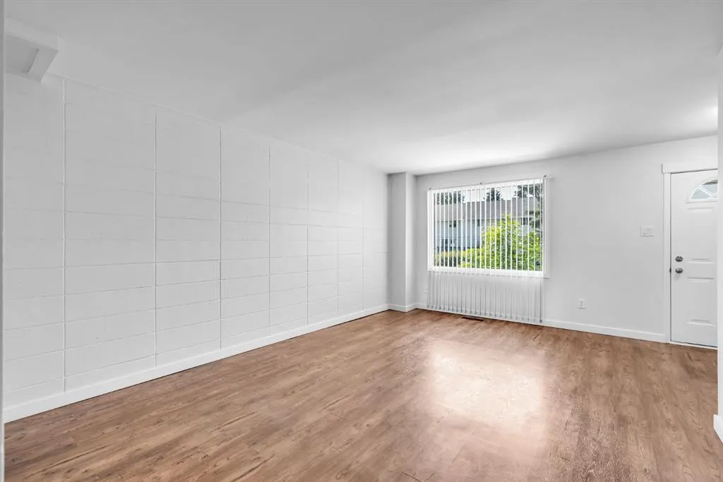 2211 19 Street NE, #114