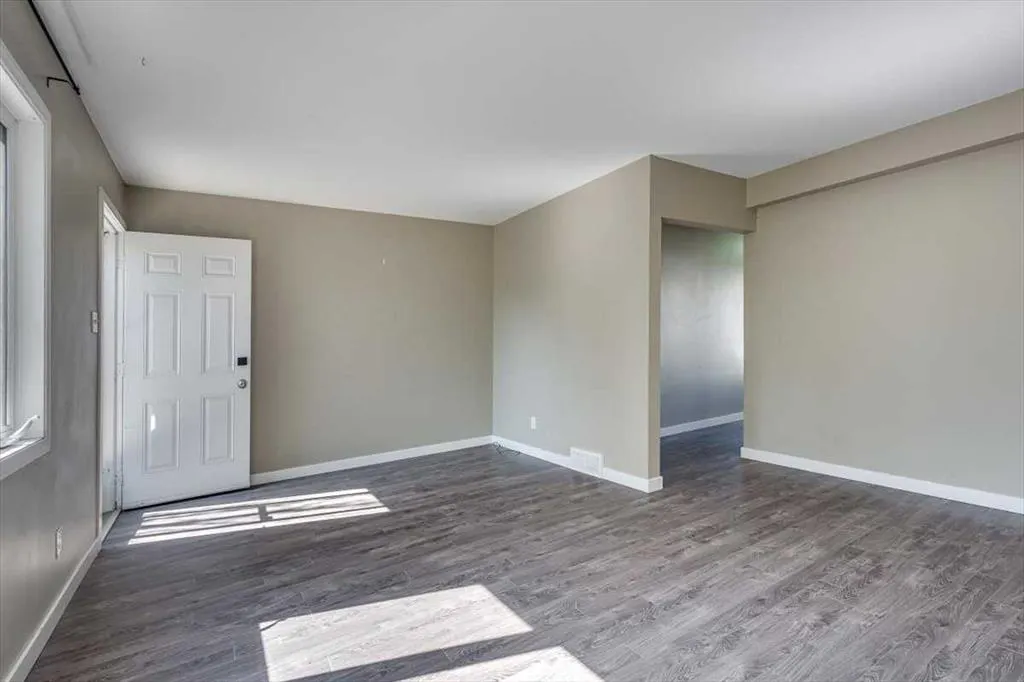 4719 33 Street, #1003