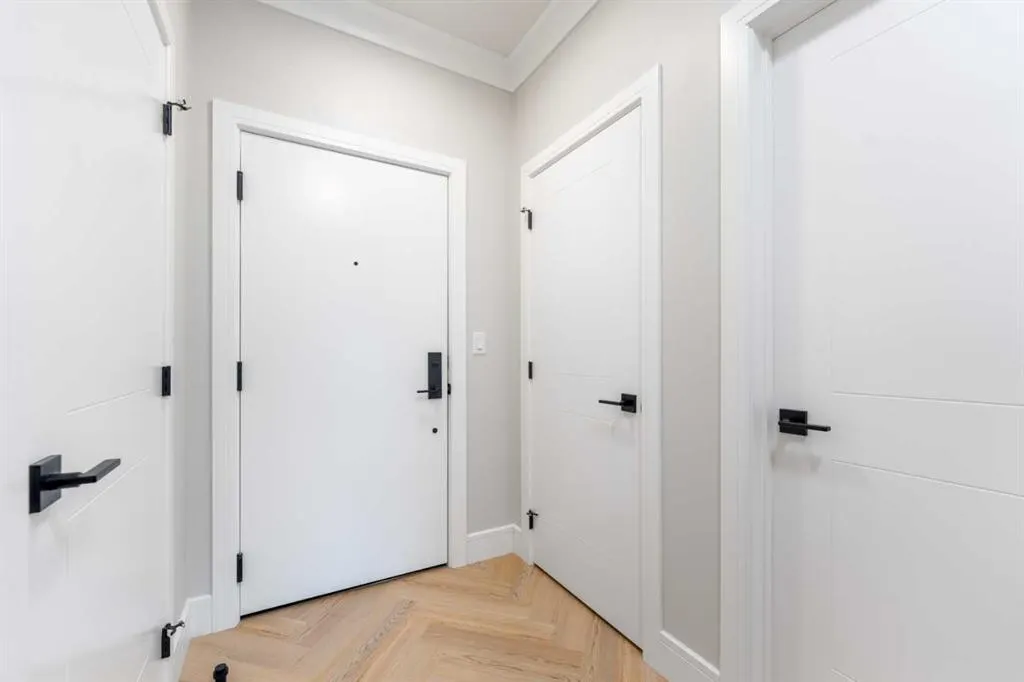 4270 Norford Avenue NW, #1218
