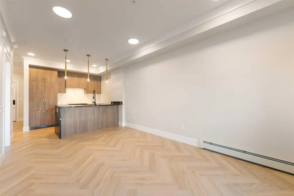 4270 Norford Avenue NW, #1218