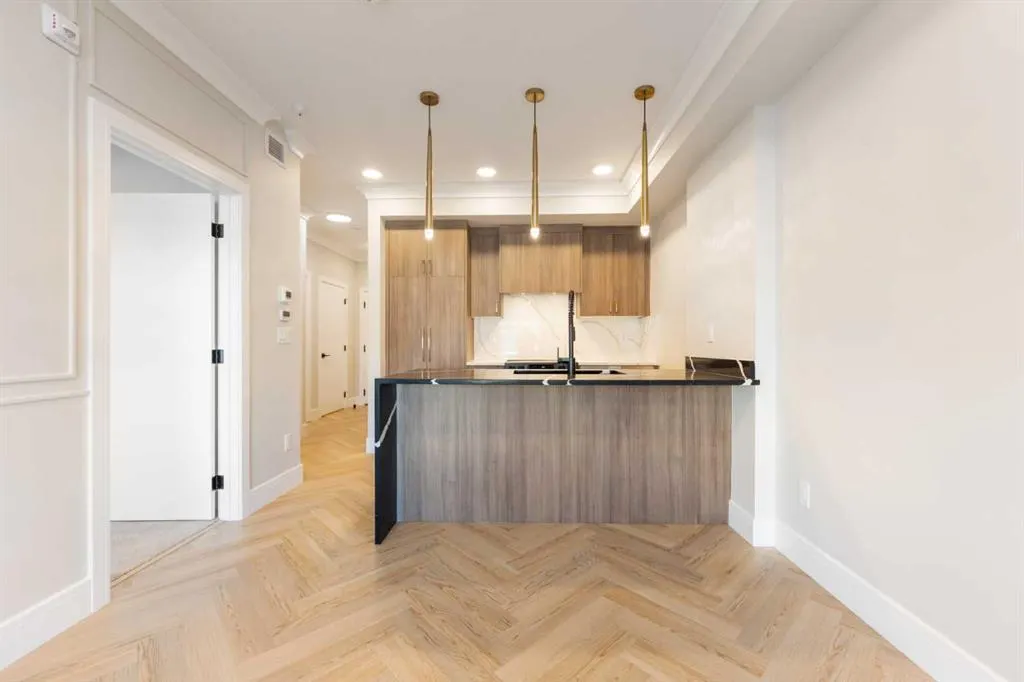 4270 Norford Avenue NW, #1218