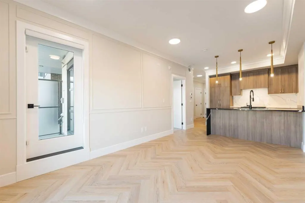 4270 Norford Avenue NW, #1218