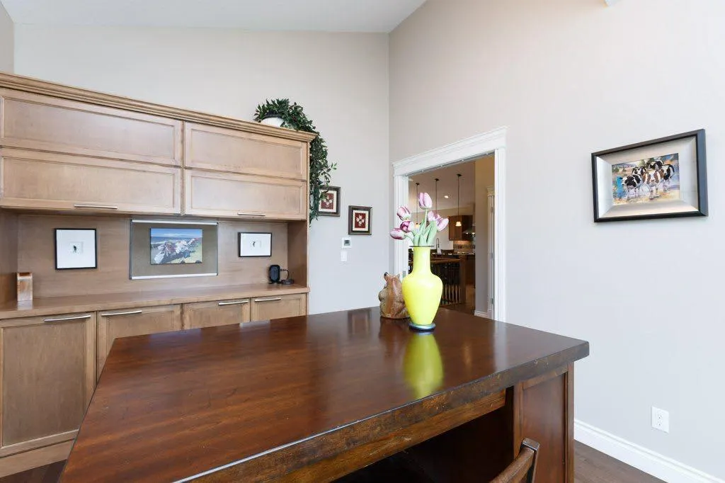 2413 Bayside Circle SW
