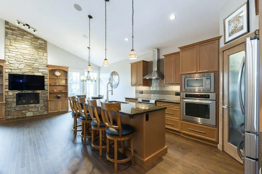 2413 Bayside Circle SW