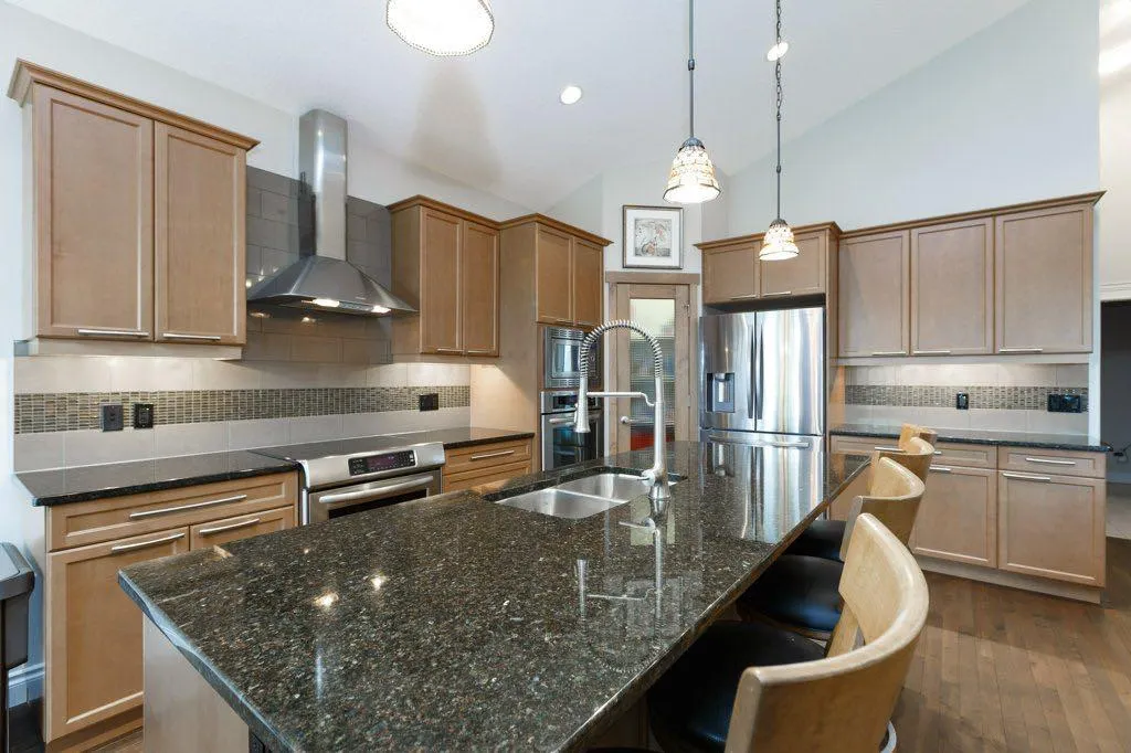 2413 Bayside Circle SW