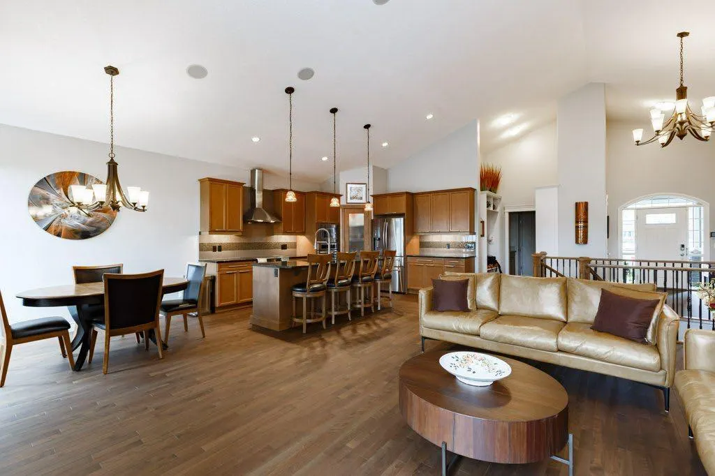2413 Bayside Circle SW