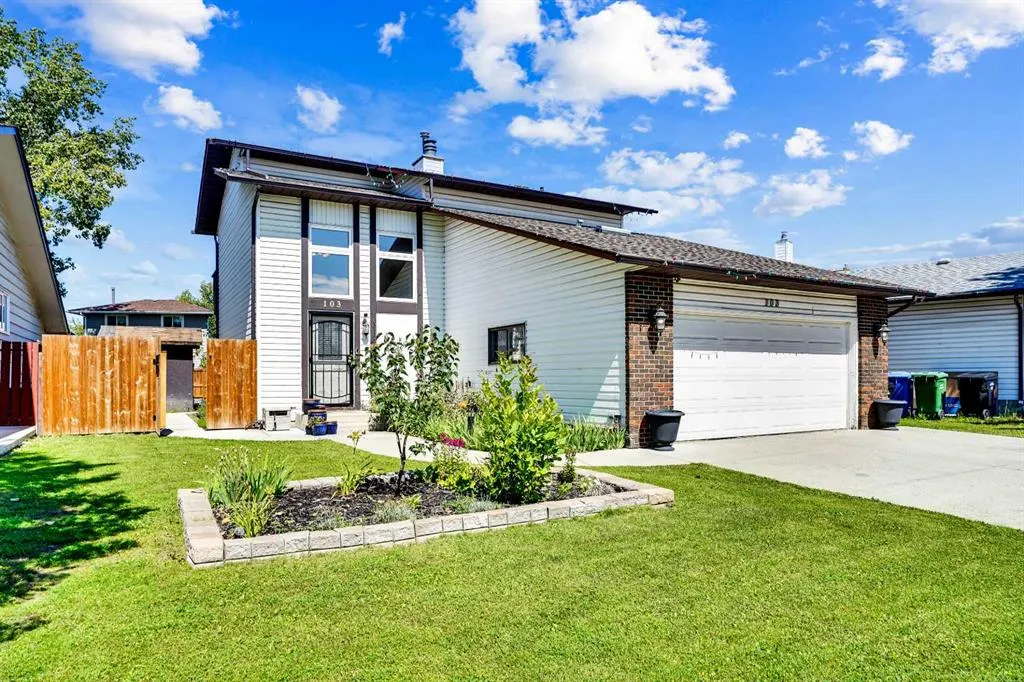 103 Castlebury Way NE