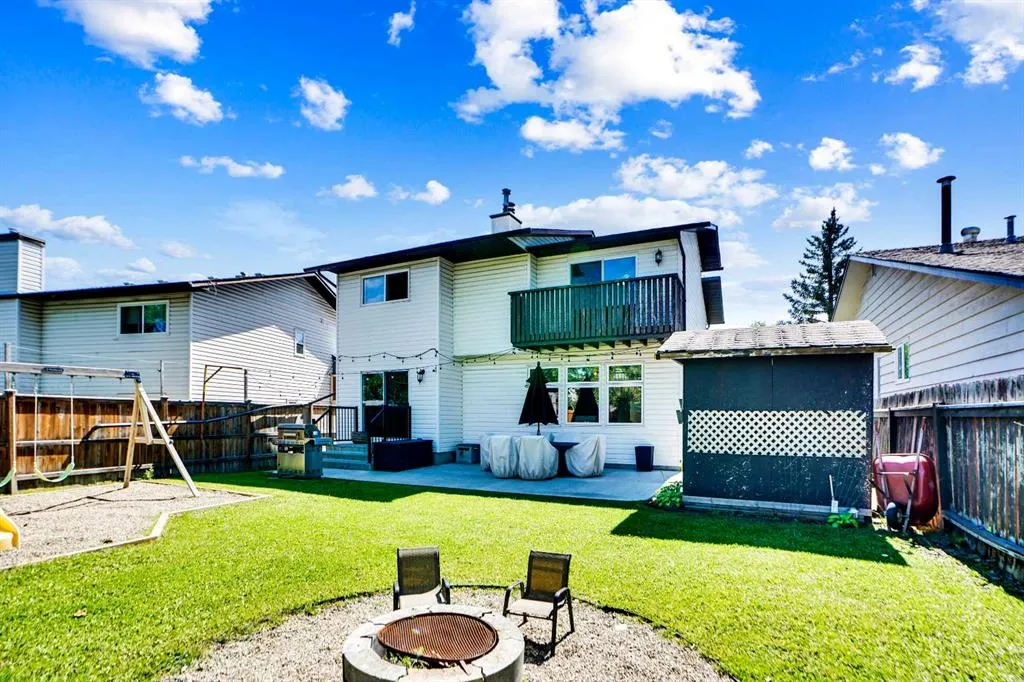 103 Castlebury Way NE