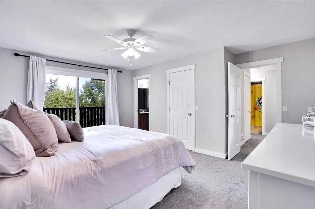 103 Castlebury Way NE
