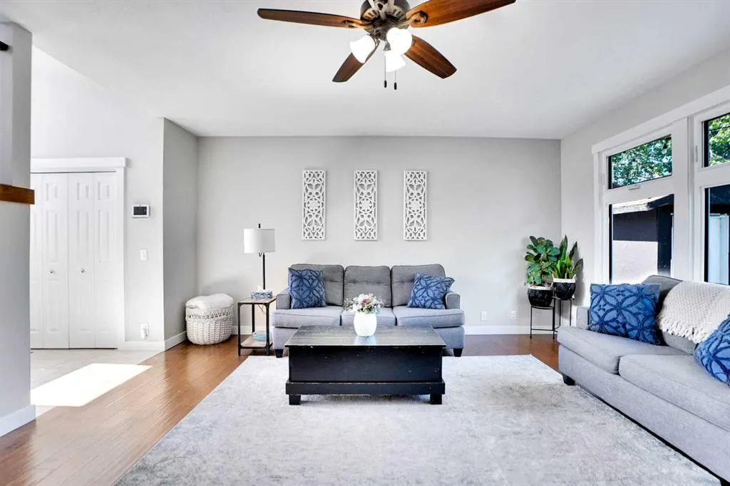 103 Castlebury Way NE