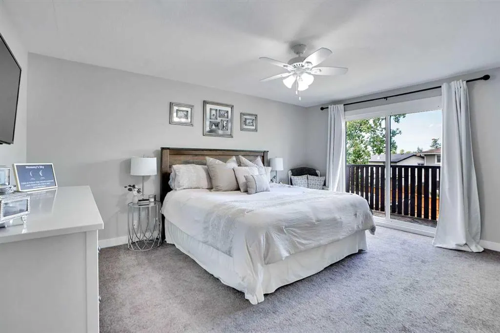 103 Castlebury Way NE