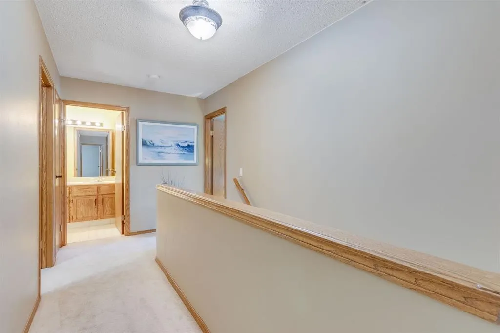 212 Mckerrell Way SE