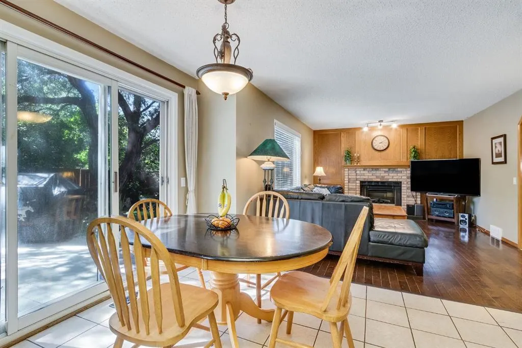 212 Mckerrell Way SE