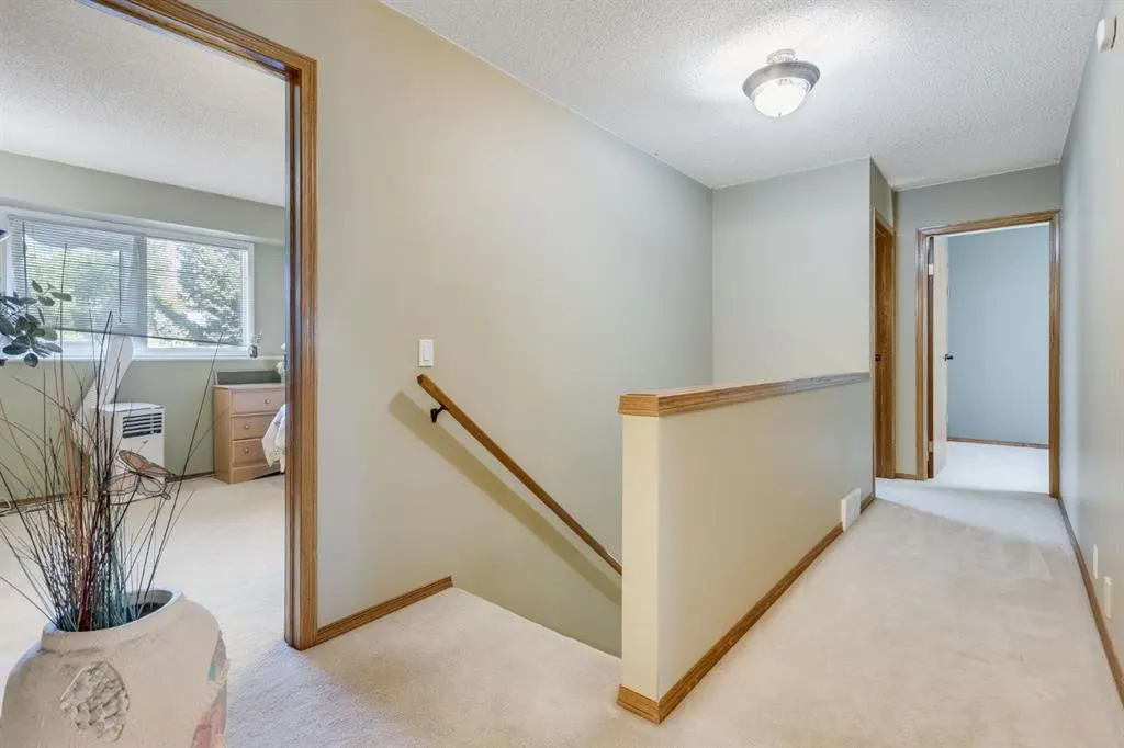 212 Mckerrell Way SE