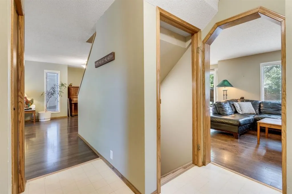 212 Mckerrell Way SE