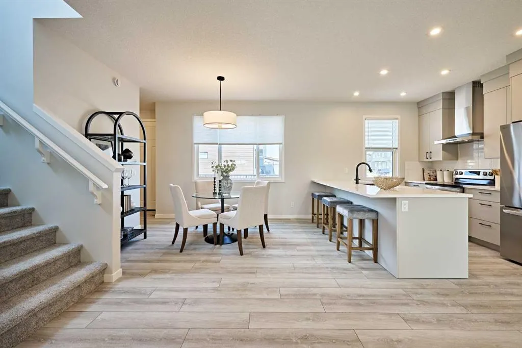 148 Setonstone Manor SE
