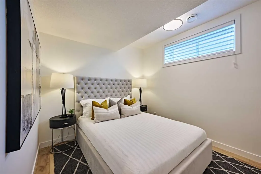 148 Setonstone Manor SE