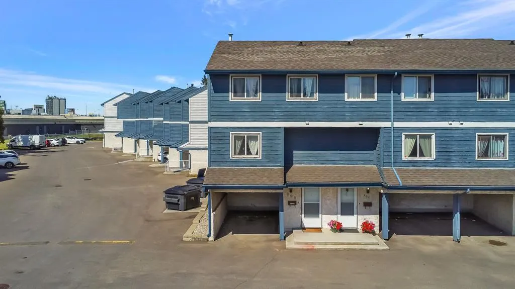 919 38 Street NE, #606