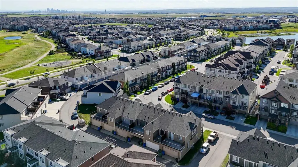 128 Cityscape Row NE