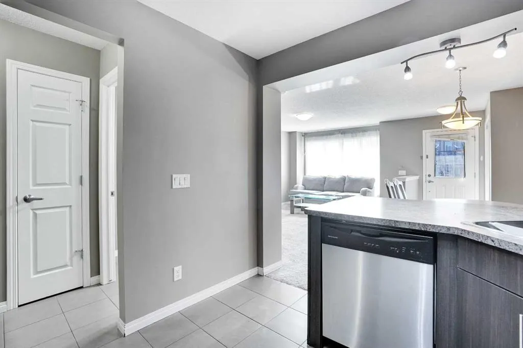 128 Cityscape Row NE