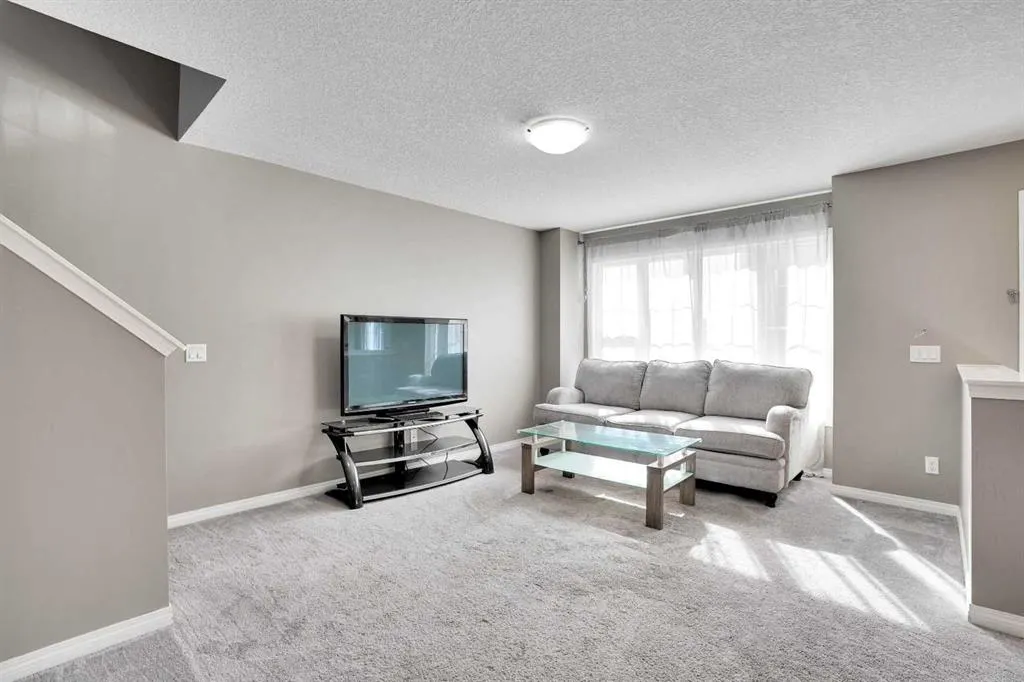 128 Cityscape Row NE