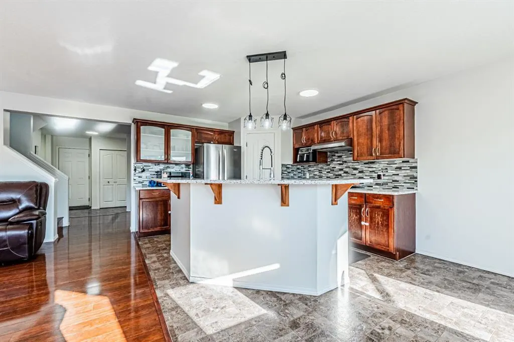 57 Saddlecrest Park NE