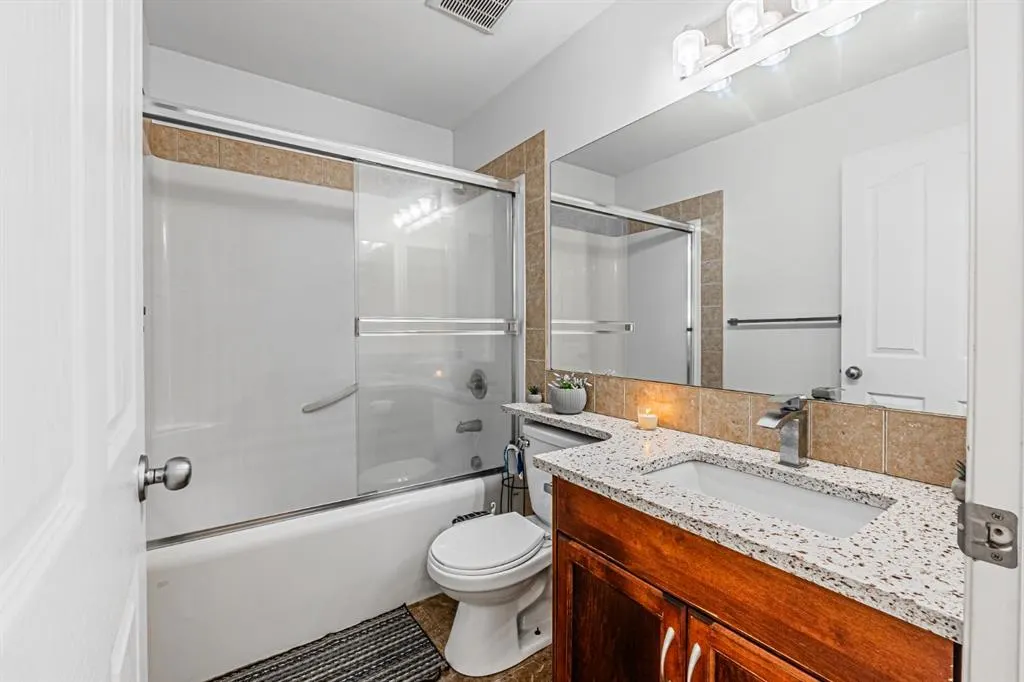 57 Saddlecrest Park NE