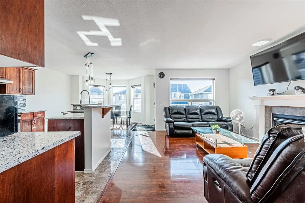 57 Saddlecrest Park NE