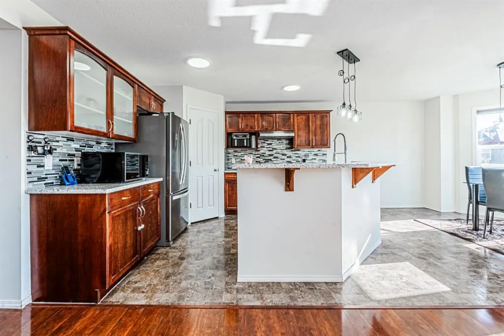 57 Saddlecrest Park NE