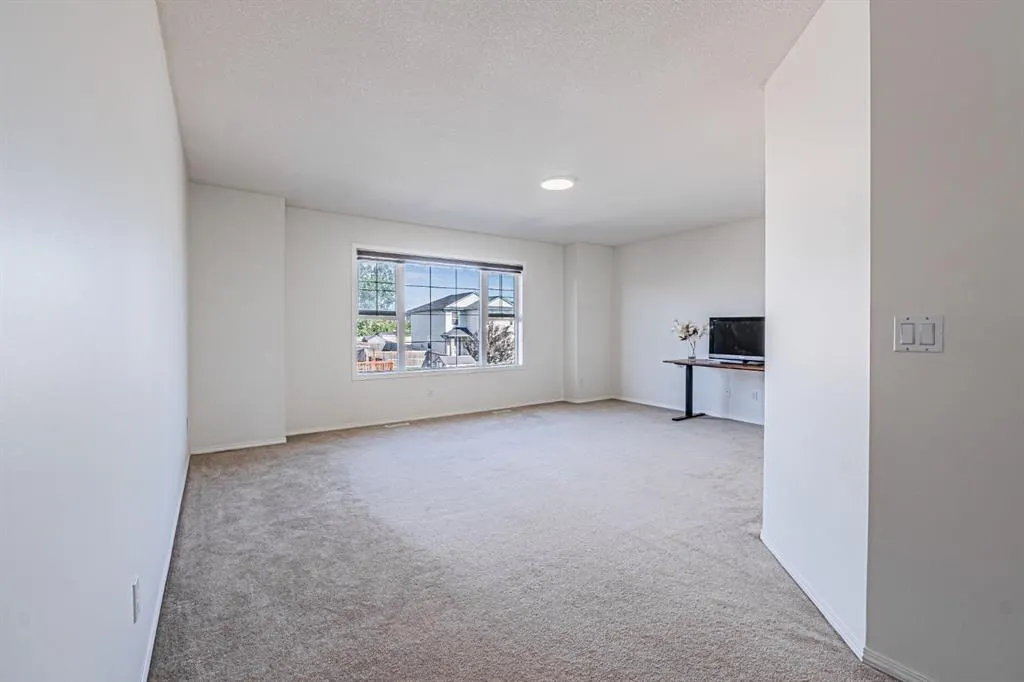 57 Saddlecrest Park NE