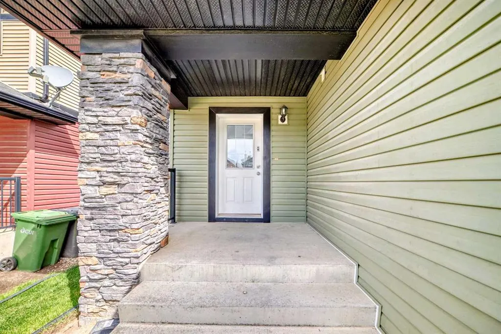 120 Springmere Grove