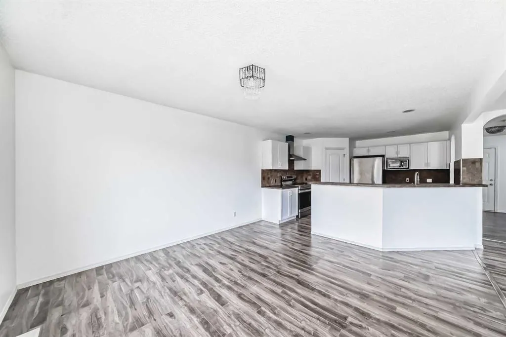120 Springmere Grove