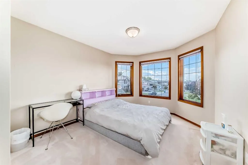 75 Hampstead Way NW