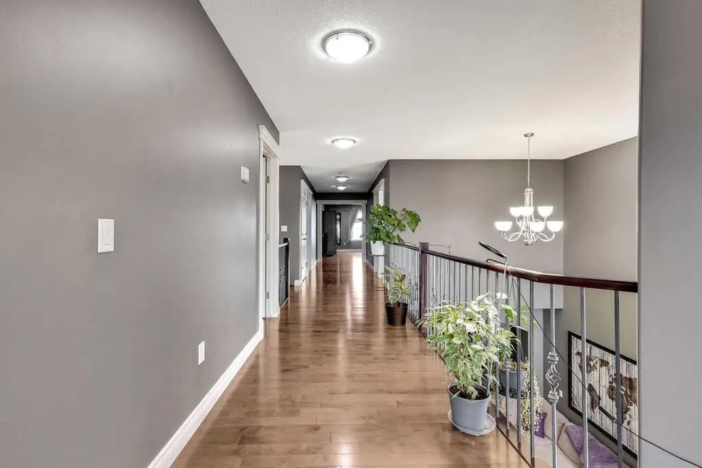 62 Kinlea Court NW