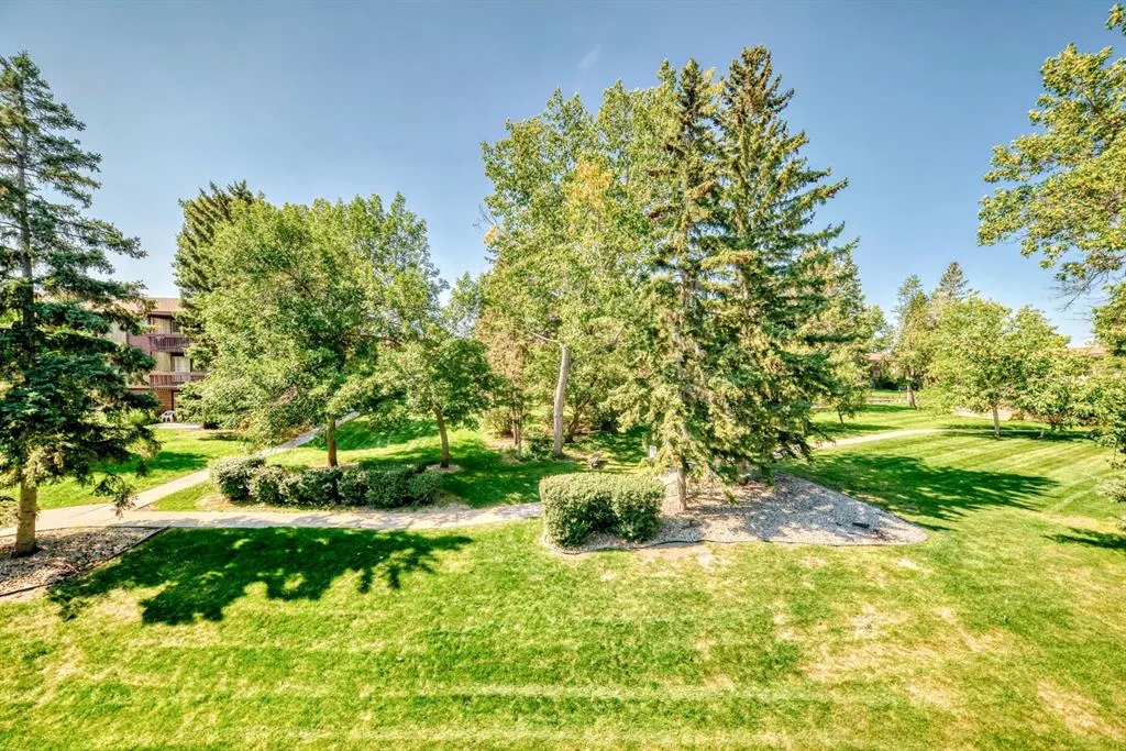 8948 Elbow Drive SW, #382