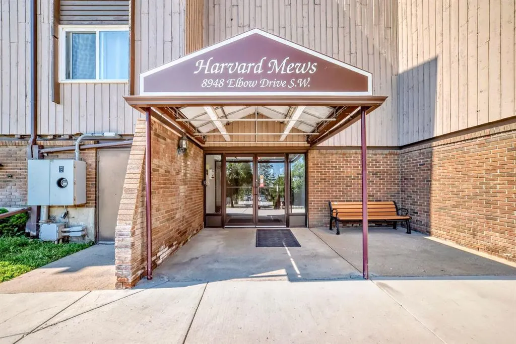 8948 Elbow Drive SW, #382