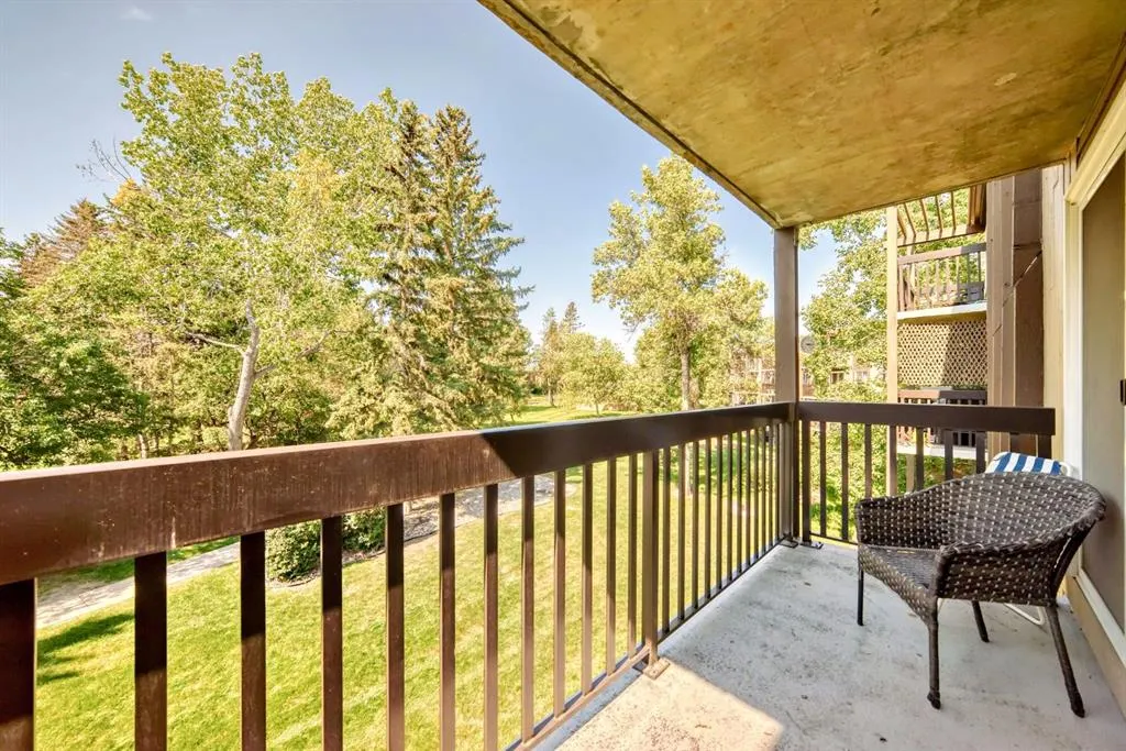 8948 Elbow Drive SW, #382
