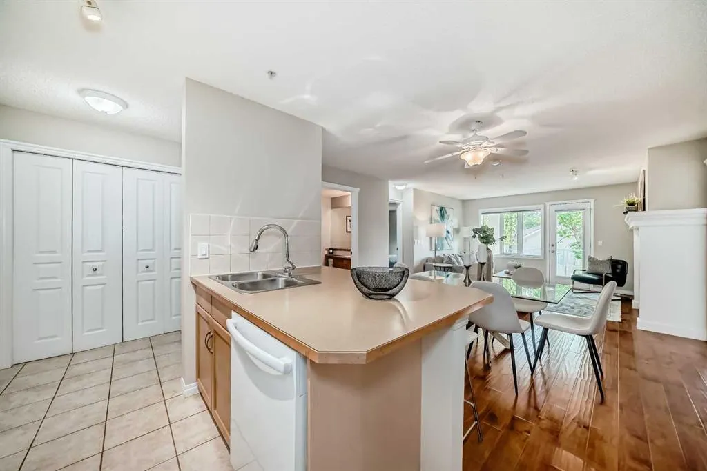 40 Parkridge View SE, #303