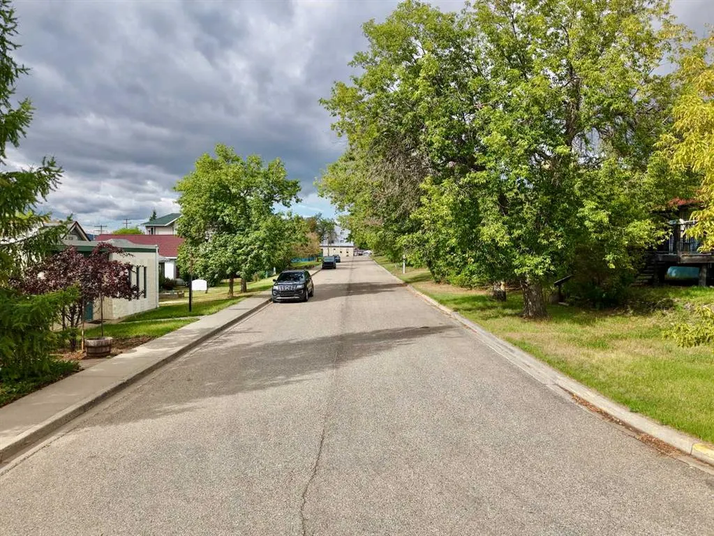 10033 102 Street